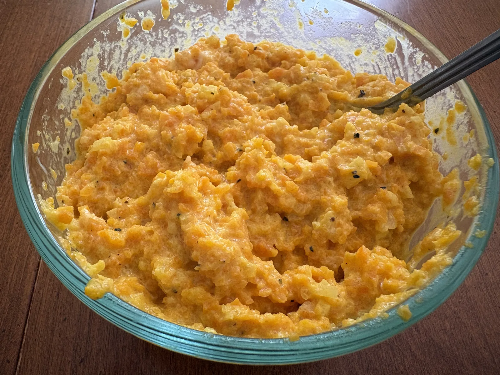 carrot spread in bowl