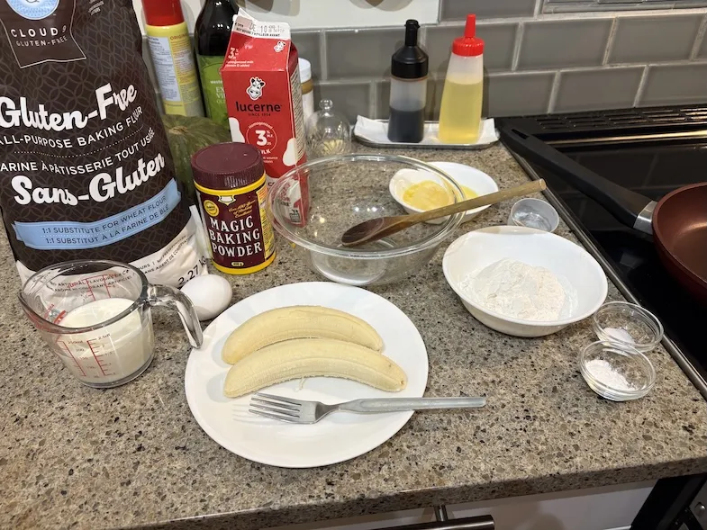ingredients for banana pancakes