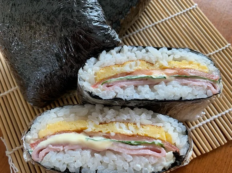 How to make Onigirazu. (Japanese Snack)