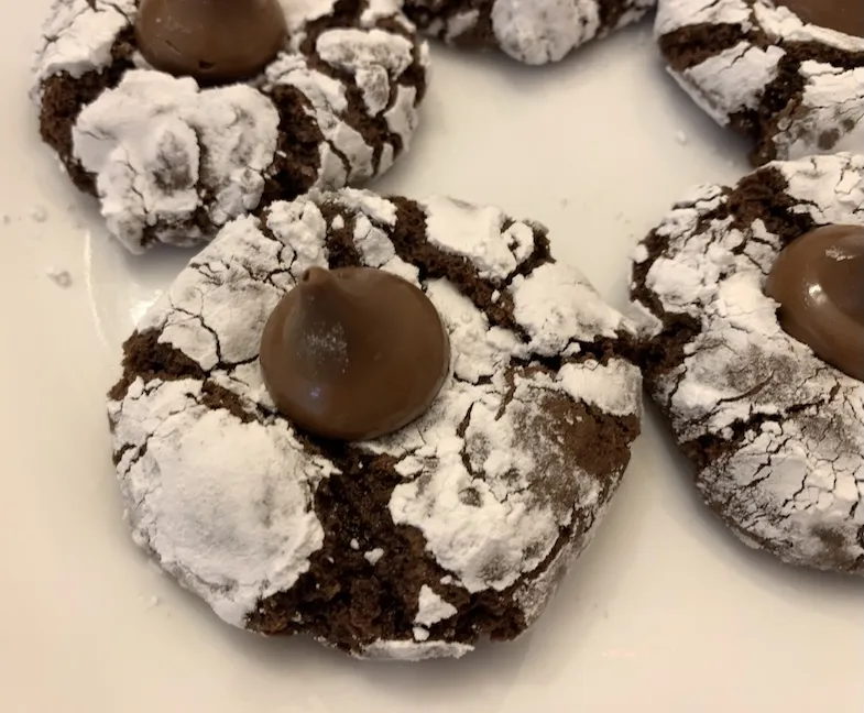 Close up photo of gluten-free Chocolate Crinkle Cookies