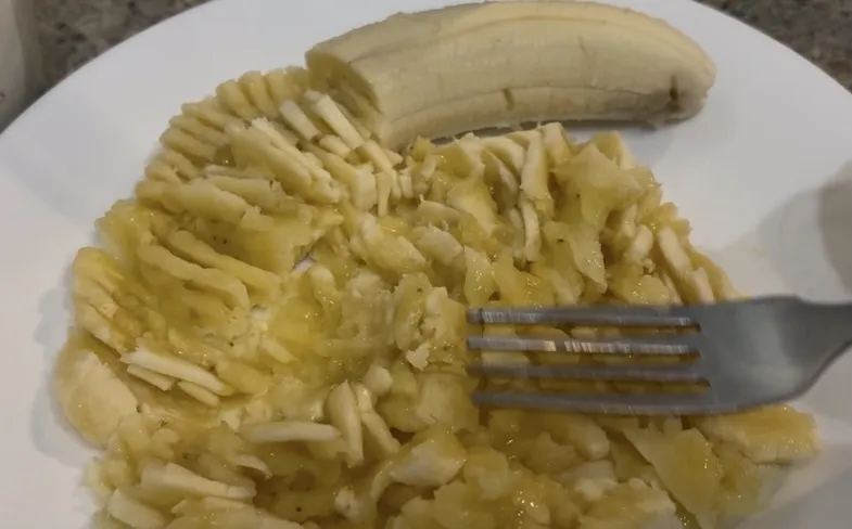 mashed bananas